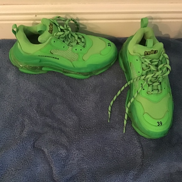Balenciaga Triple S size 8 - Picture 10 of 12